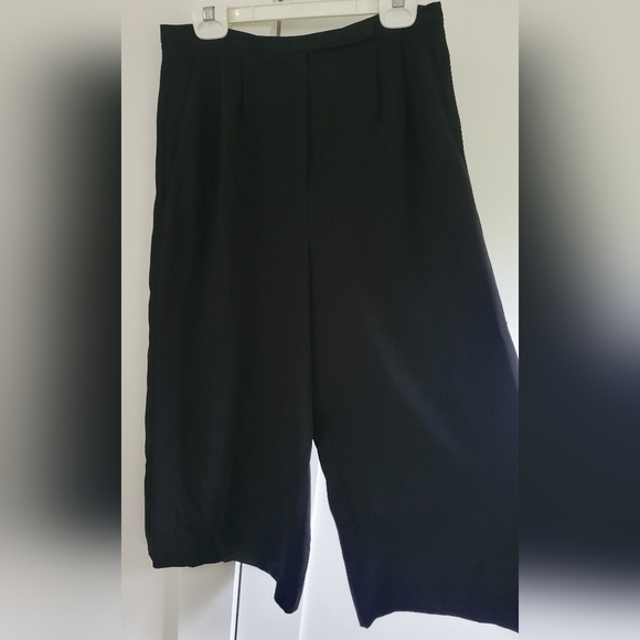 Gently Loved Black Aritzia Babaton Pant Size 4 - Picture 1 of 7